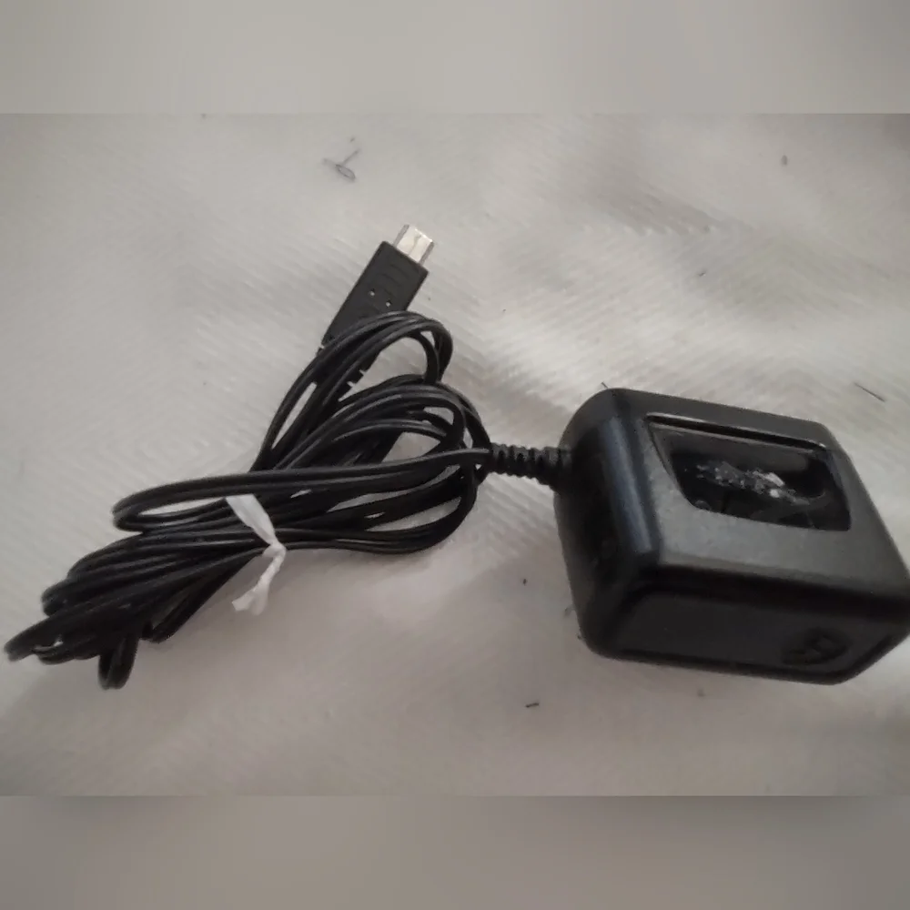 Motorola travel charger